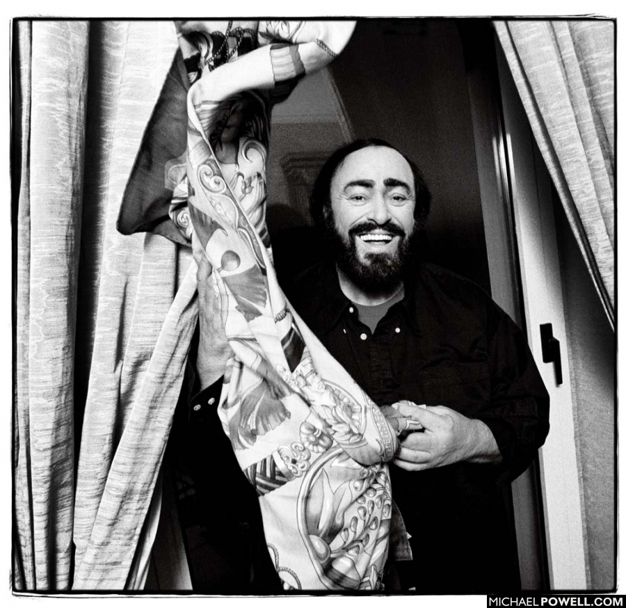 LUCIANO PAVAROTTI. DEC 97.